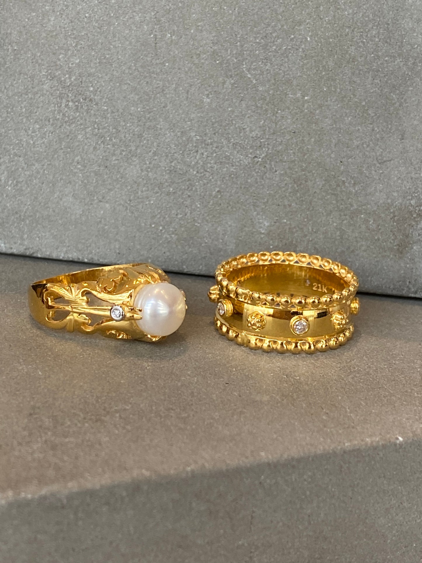Al Mandoos Ring