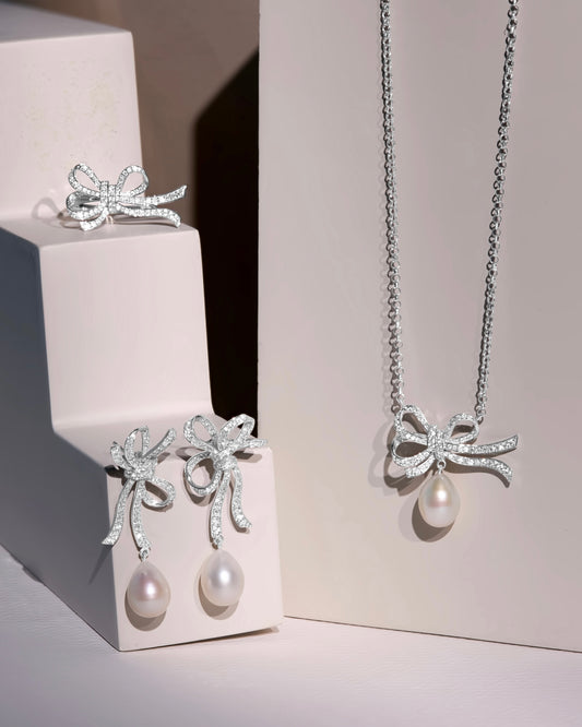 Tukah Necklace with pearl & chain collection