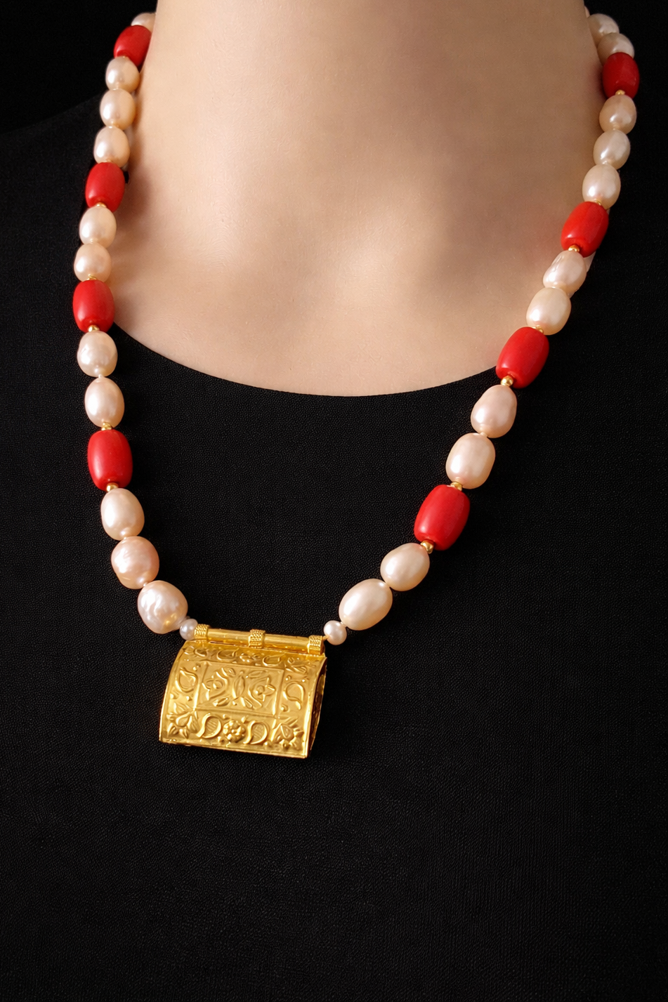 Tablah lawal coral