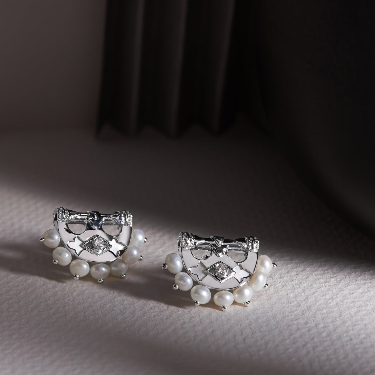 White Gold Shenaf Earring