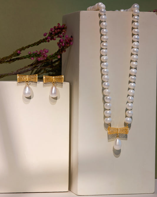 Tukah pearl 21k set ( necklace & earrings)