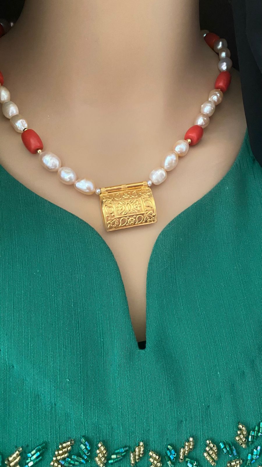 Tablah lawal coral
