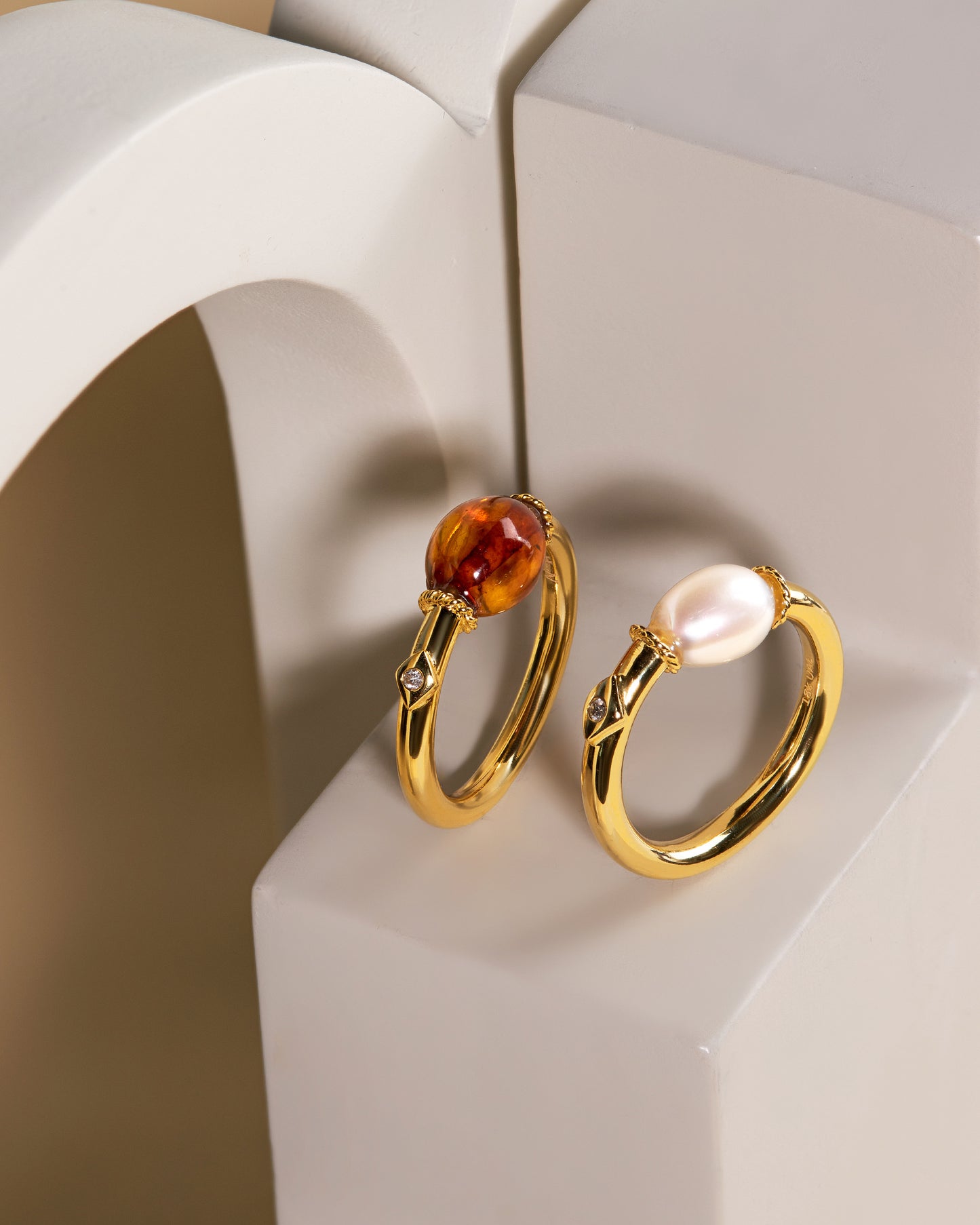 Aldag pearls . Set 4 pieces